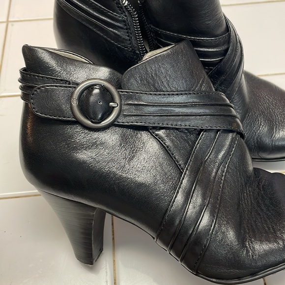 Leather born boots size 6 - Picture 6 of 6